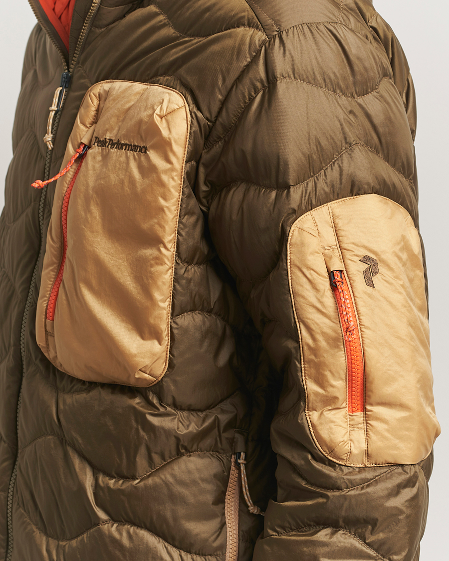 Uomini | Giacche | Peak Performance | Helium Utility Down Hooded Jacket Meadow Moss/Sierra Sand
