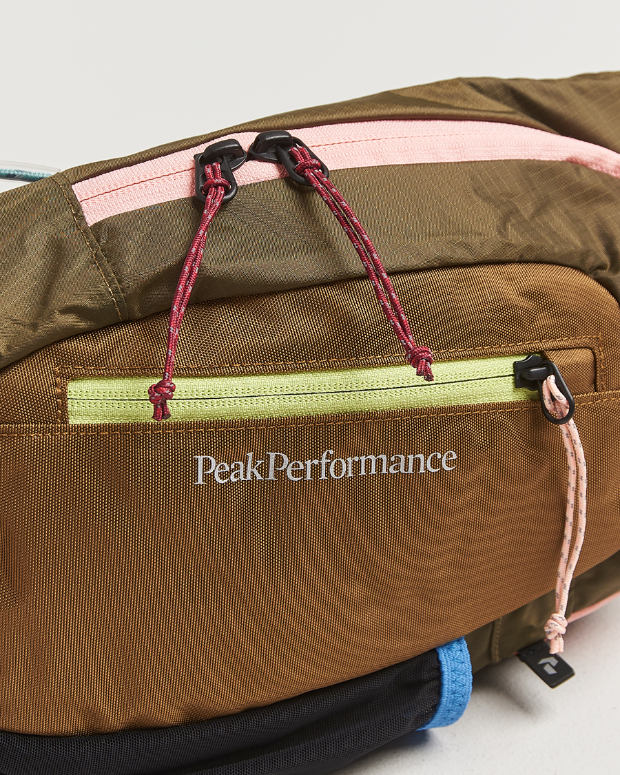 Uomini | Peak Performance Outdoor Slingbag Meadow Moss | Peak Performance | Outdoor Slingbag Meadow Moss