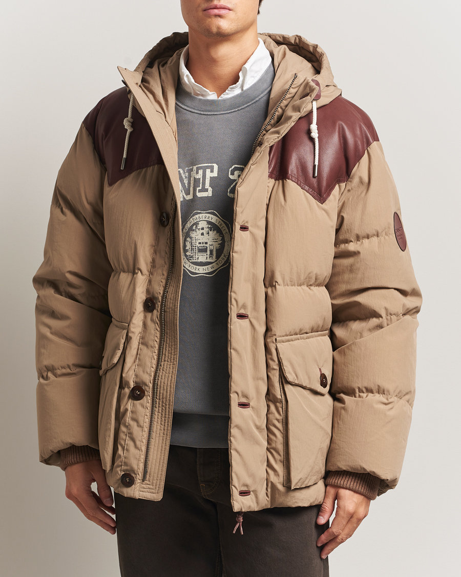 Uomini | Giacche | GANT 240 Mulberry Street | Cotton Down Hooded Jacket Carmel Beige
