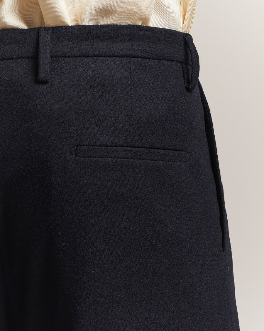 Uomini | Pantaloni | Boglioli | Pleated Flannel Trousers Navy
