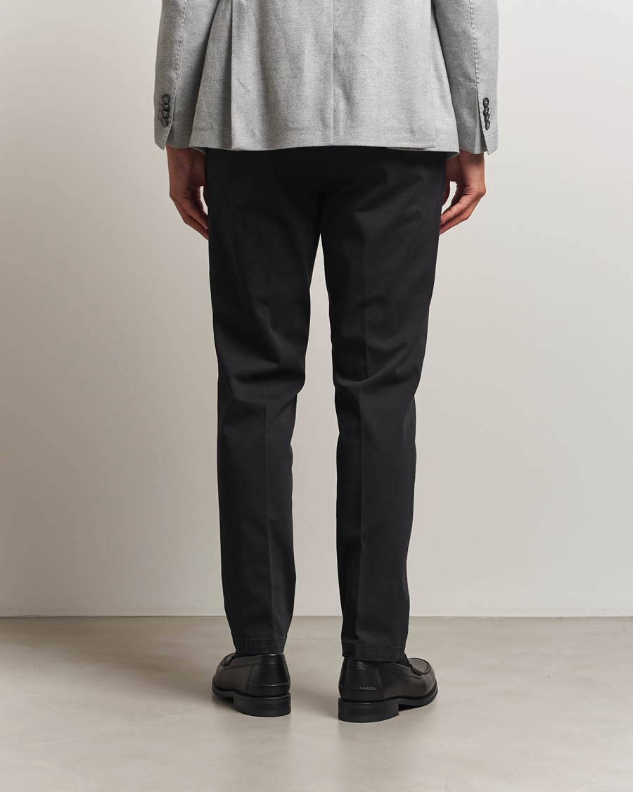 Uomini | Pantaloni | Briglia 1949 | Easy Fit Pleated Cotton Stretch Chino Black