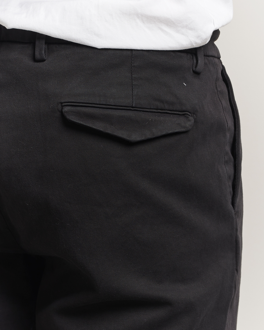Uomini | Pantaloni | Briglia 1949 | Easy Fit Pleated Cotton Stretch Chino Black