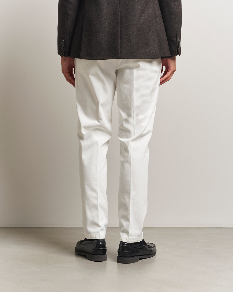 Uomini | Pantaloni | Briglia 1949 | Easy Fit Pleated Cotton Stretch Chino Off White