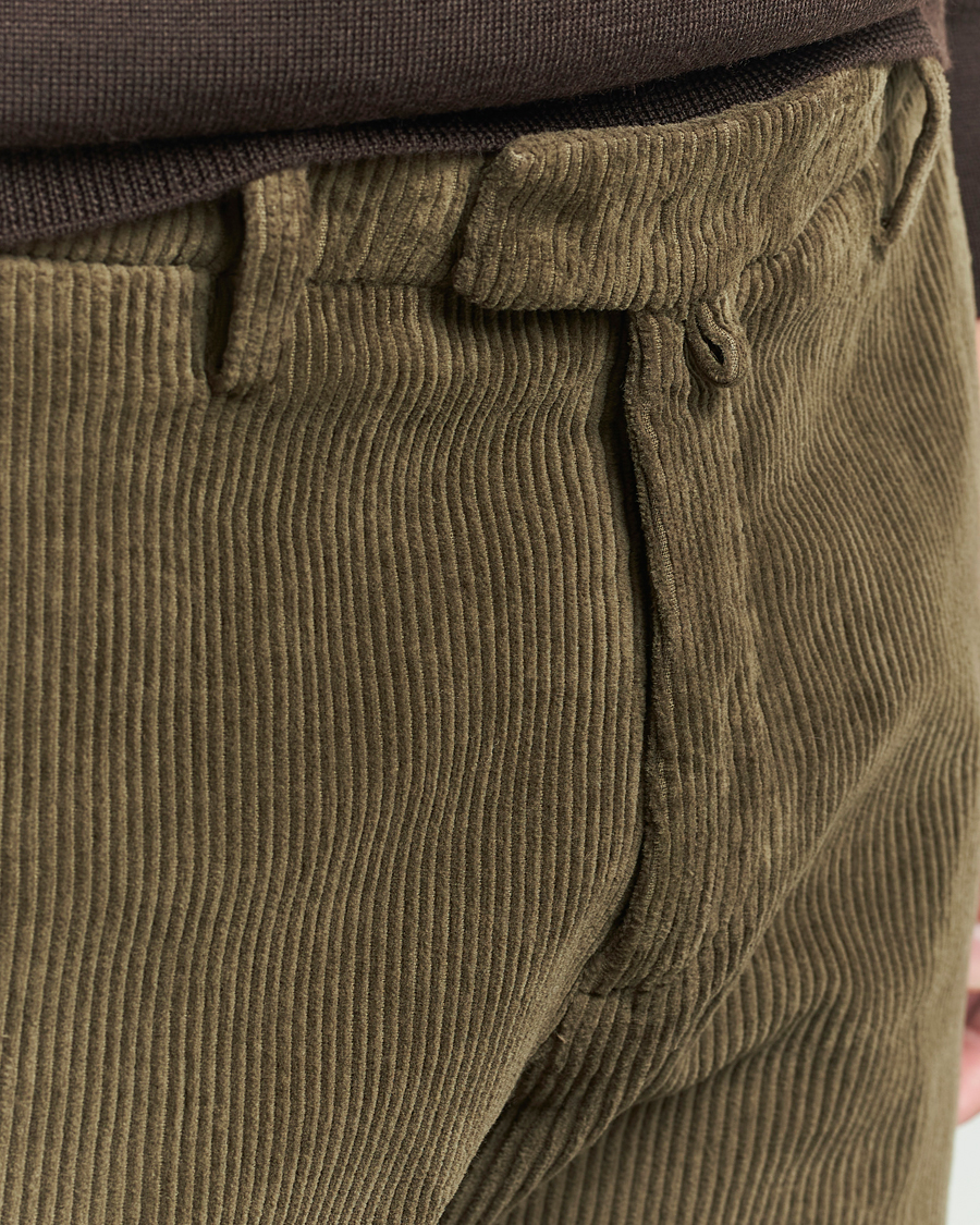 Uomini | Pantaloni | Briglia 1949 | Slim Fit Corduroy Trousers Dark Green