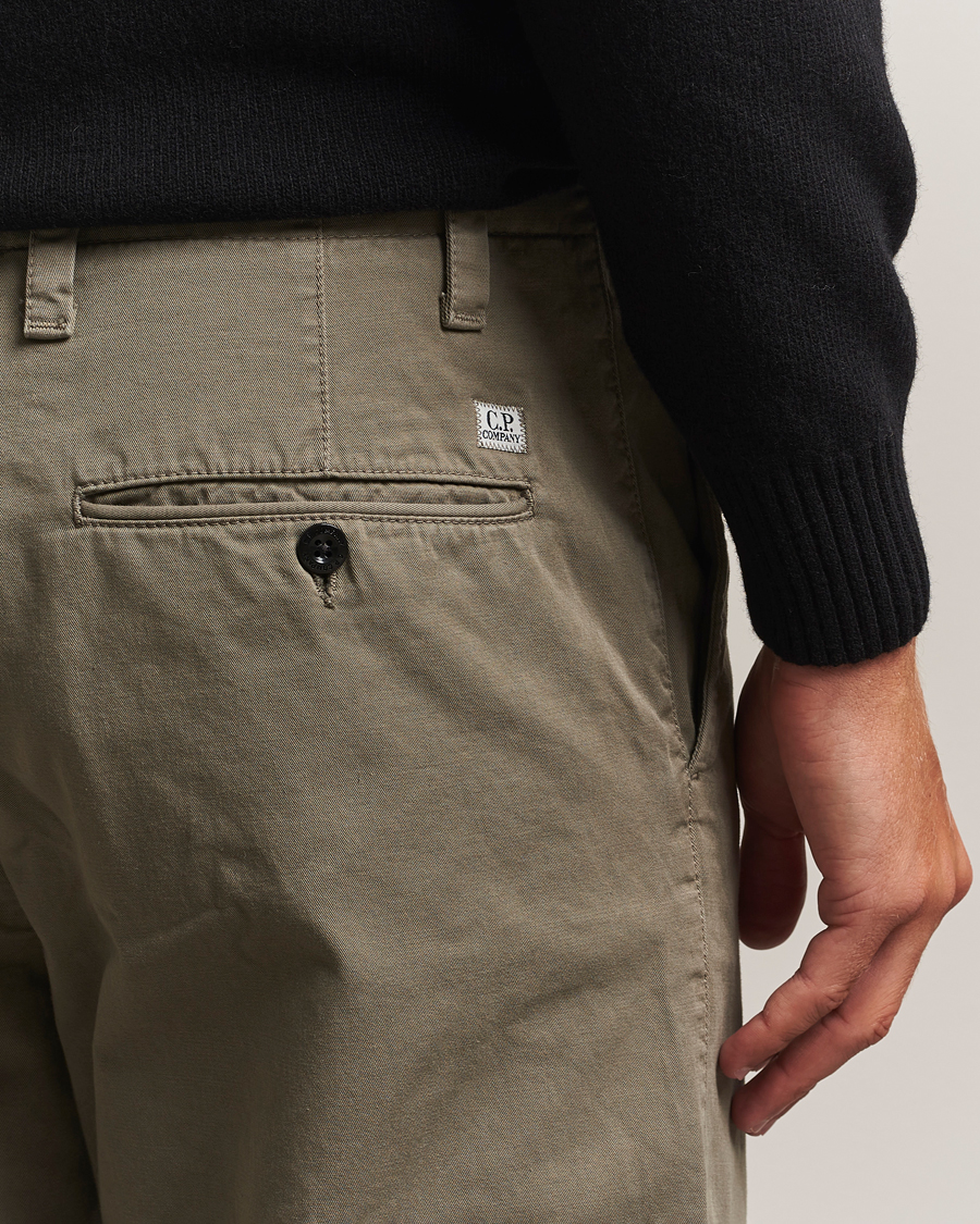 Uomini | Pantaloni | C.P. Company | Cotton Gabardine Chino Grey
