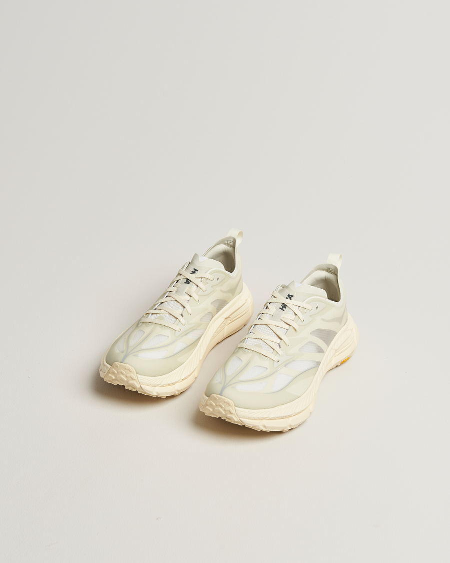 Uomini | Sneakers da trail | Hoka | One Mafate Speed 4 Lite Truffle Salt/Vintage Yellow