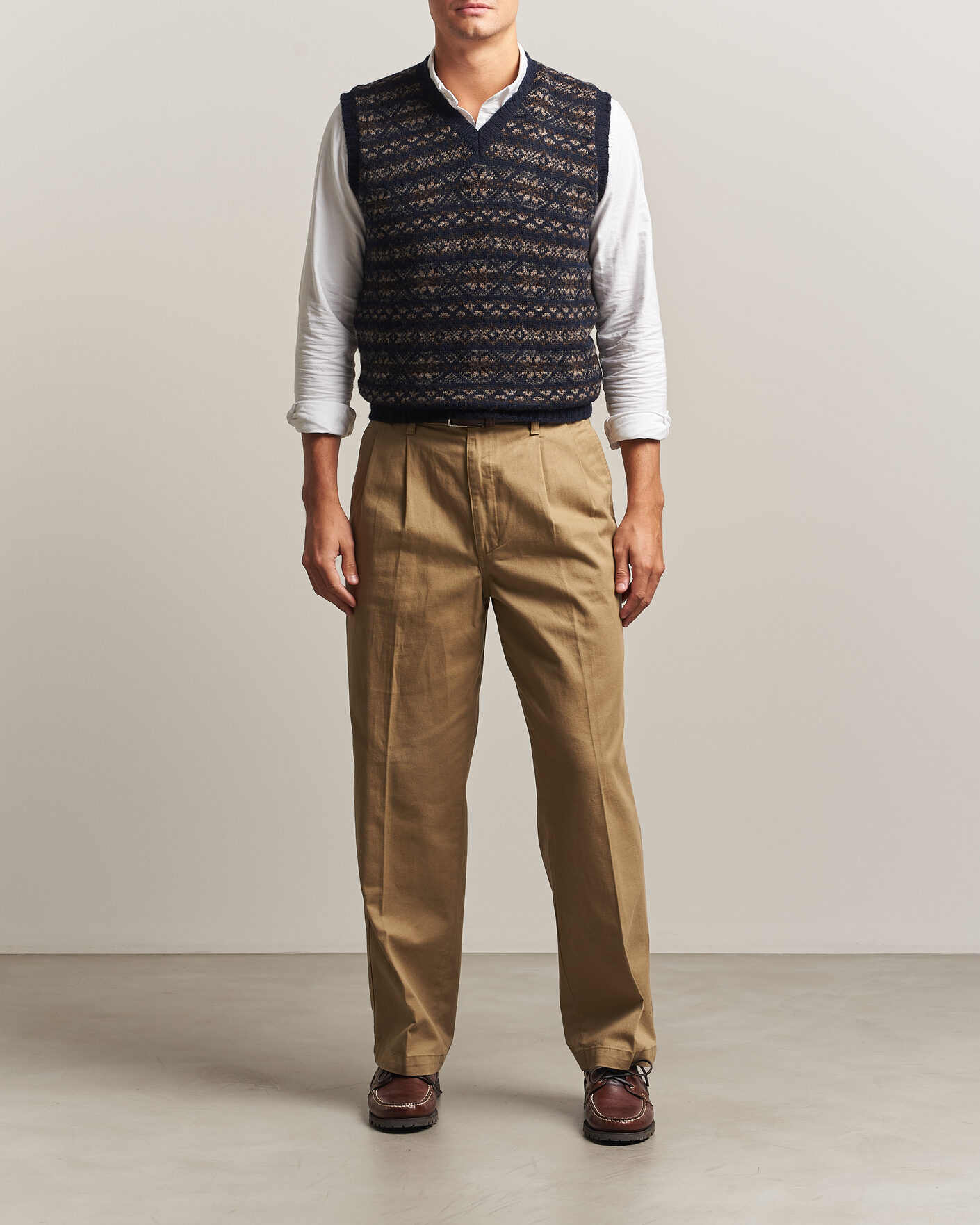 Uomini | Maglieria | Jamieson's of Shetland | Jamiesons Of Shetland All Over Fair Isle Slipover Navy
