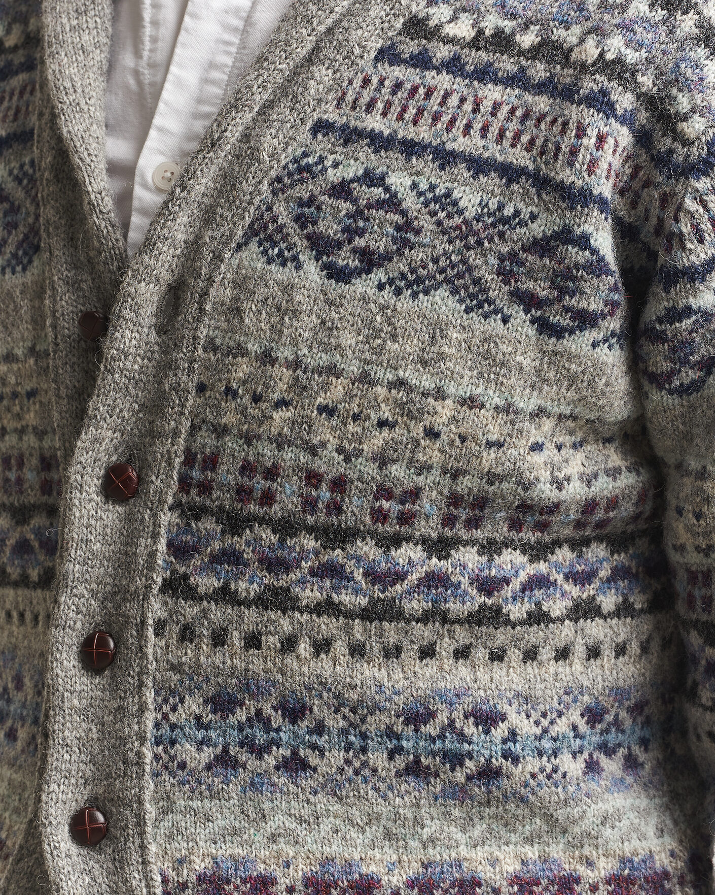 Uomini | Maglieria | Jamieson's of Shetland | Jamiesons Of Shetland All Over Fair Isle Shawl Collar Cardigan Grey
