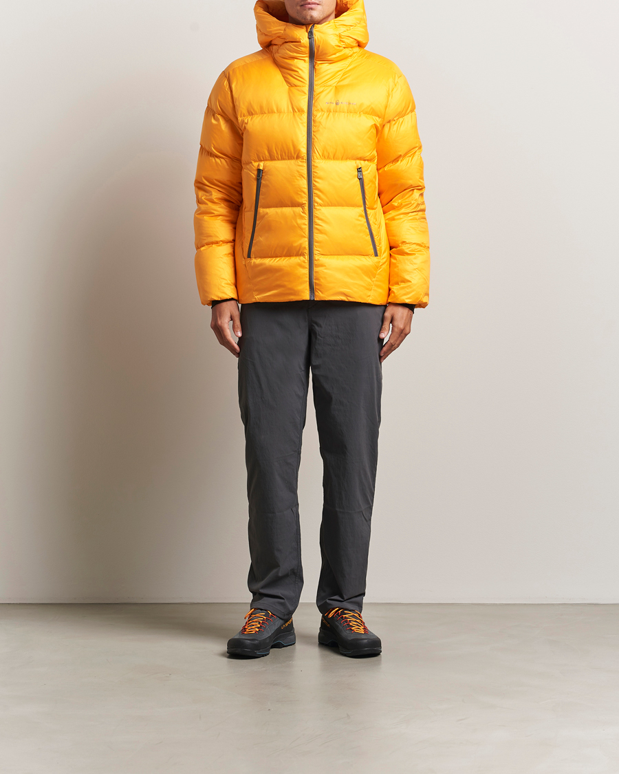 Uomini | Giacche | Sail Racing | Cloud Down Hooded Jacket Sunset Orange