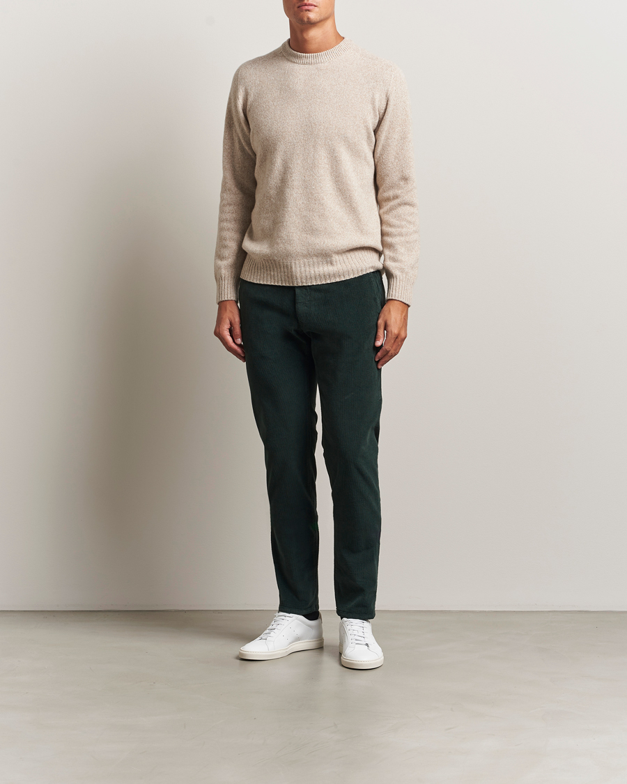 Uomini | Pantaloni | Incotex | Slim Fit Leisure Cord Slacks Dark Green