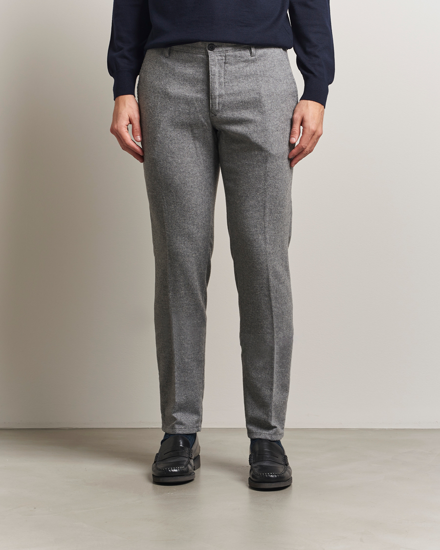 Uomini | Pantaloni | Incotex | Slim Fit Washed Flannel Slacks Light Grey