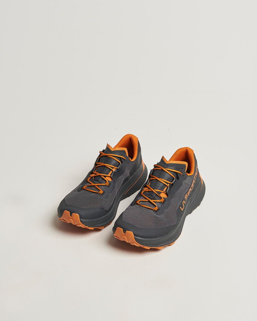 Uomini | Sneakers da trail | La Sportiva | Prodigio Trail Run Sneakers Carbon/Marmalade