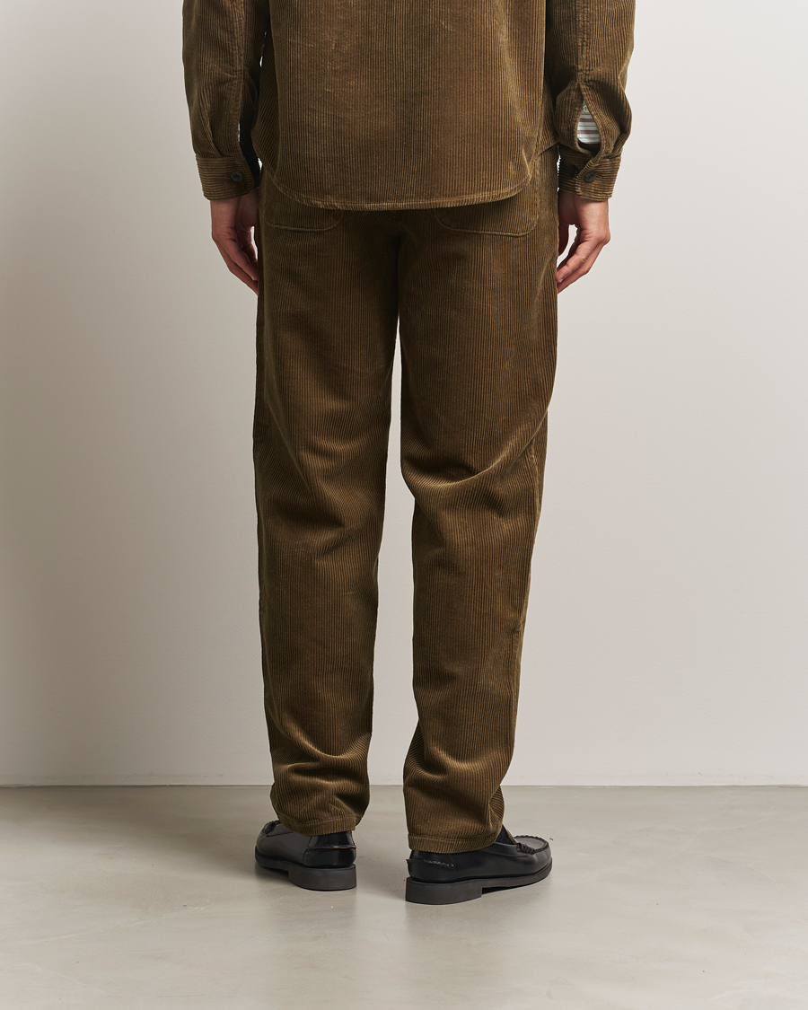 Uomini | Pantaloni | LES DEUX | Kody Corduroy Pants Military Olive