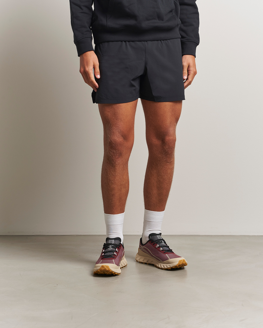 Uomini | Scarpe da corsa | Norda | 002a Running Sneakers Amaranth