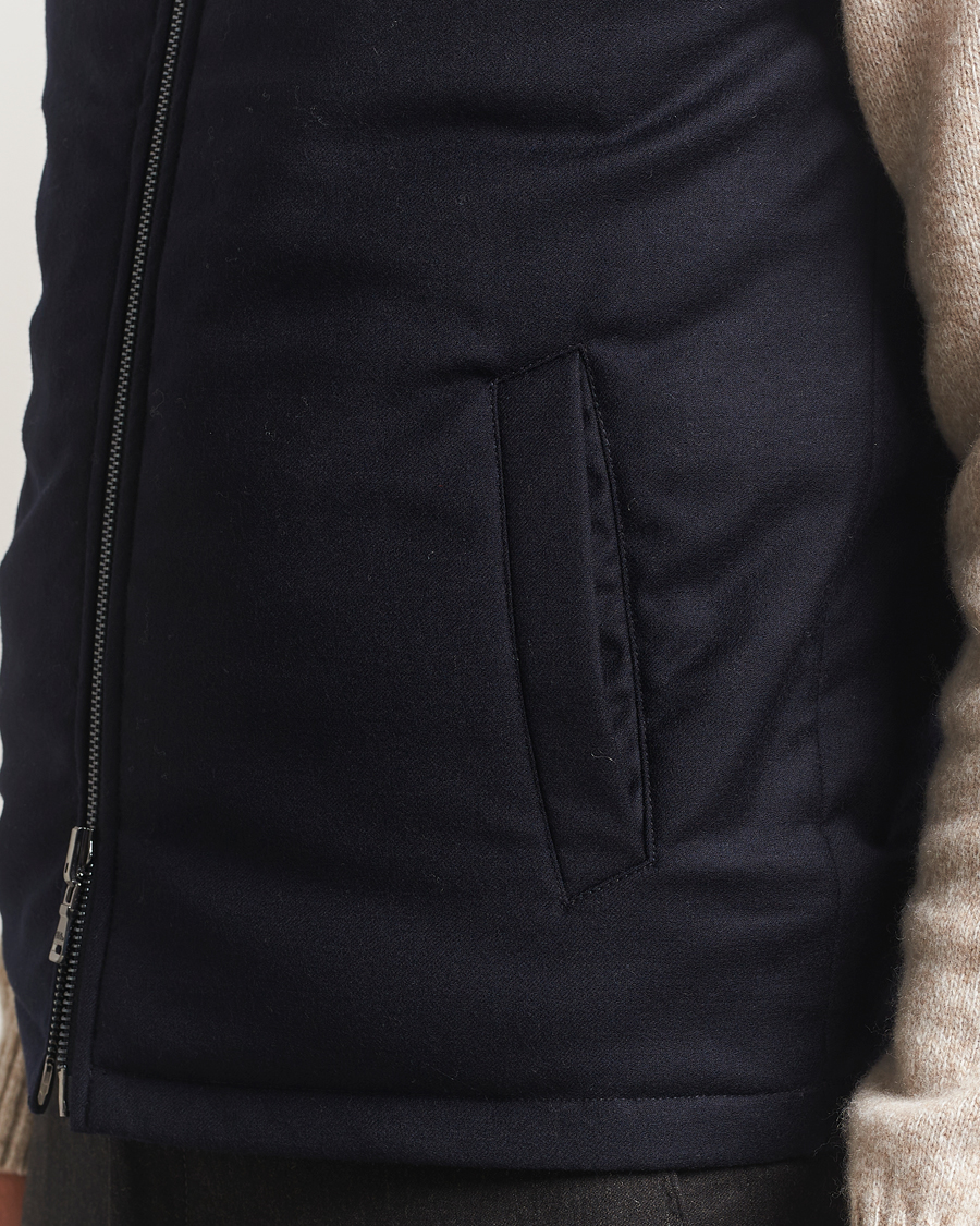 Uomini | Giacche | Oscar Jacobson | Nylon/Wool Reversible Vest Navy