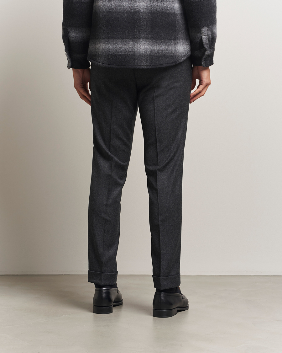 Uomini | Pantaloni | Oscar Jacobson | Dandy Turn Up Flannel Trousers Charcoal