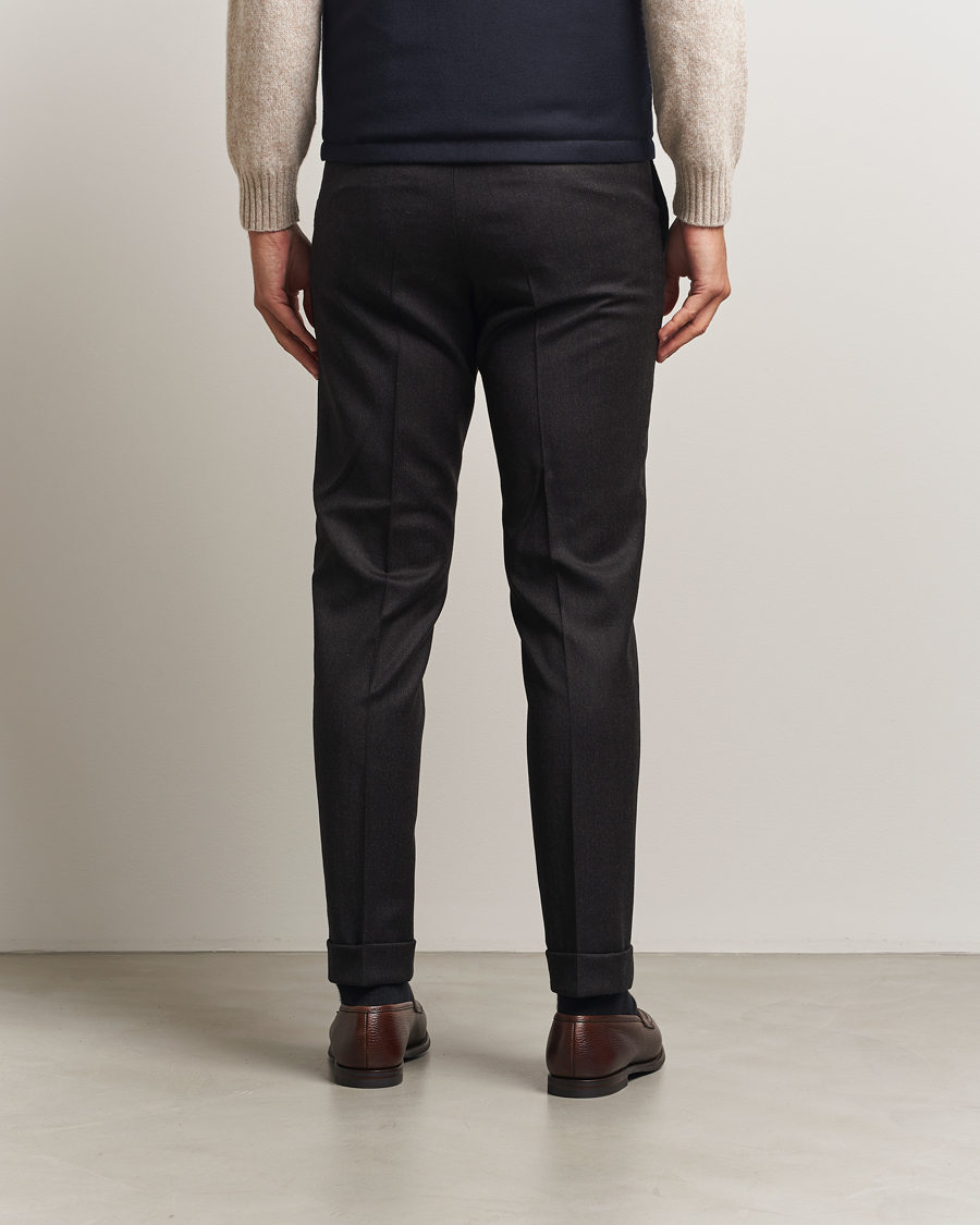 Uomini | Pantaloni | Oscar Jacobson | Dandy Turn Up Flannel Trousers Dark Brown