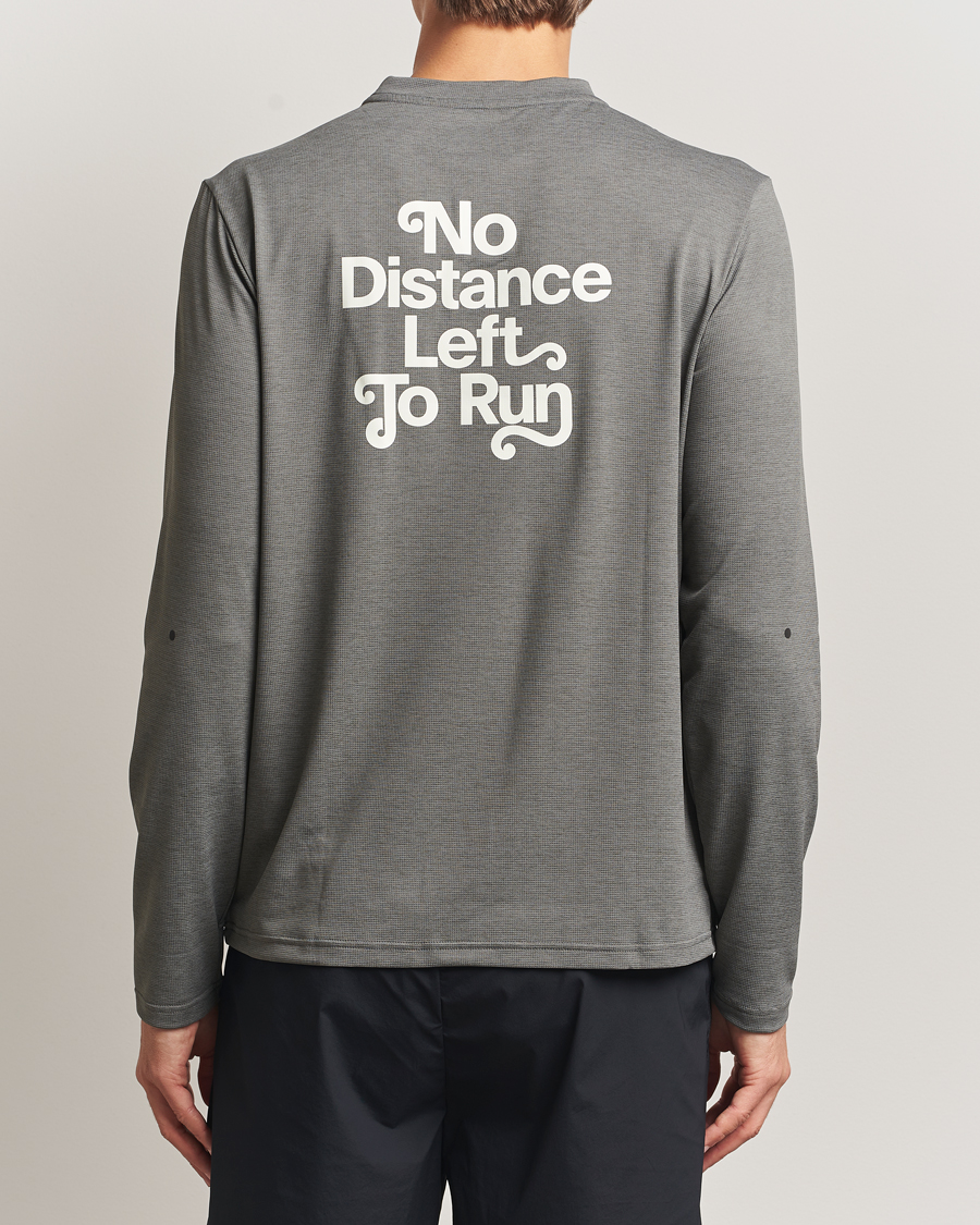 Uomini | T-shirt | Pas Normal Studios | Balance Long Sleeve T-Shirt Medium Grey