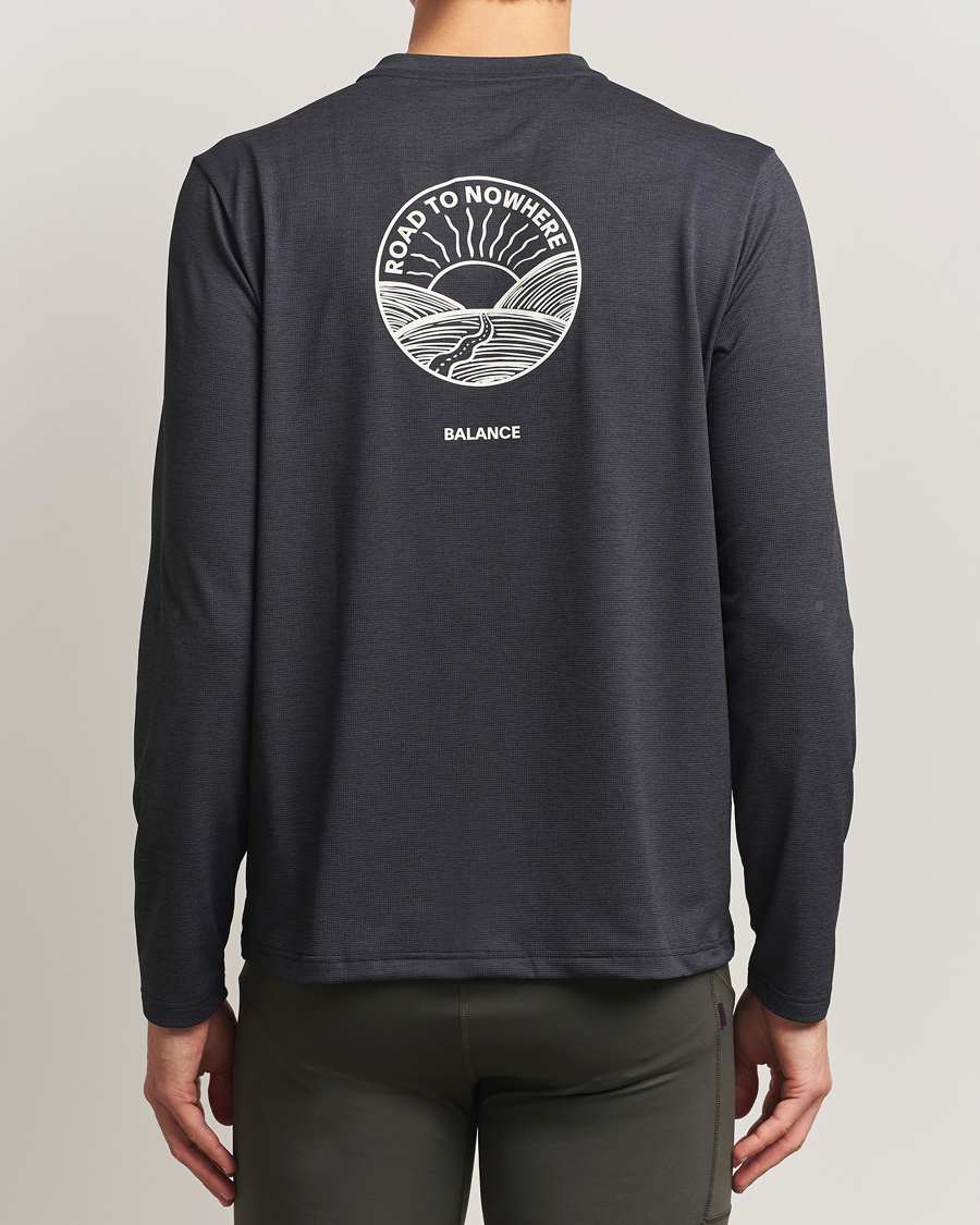 Uomini | T-shirt | Pas Normal Studios | Balance Long Sleeve T-Shirt Black