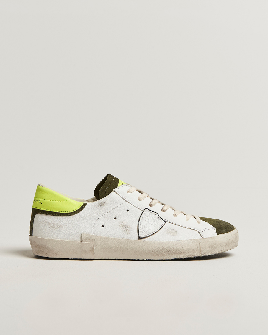 Uomini | Philippe Model Prsx Low Top Vintage Mix Leather Sneakers White/Military | Philippe Model | Prsx Low Top Vintage Mix Leather Sneakers White/Military