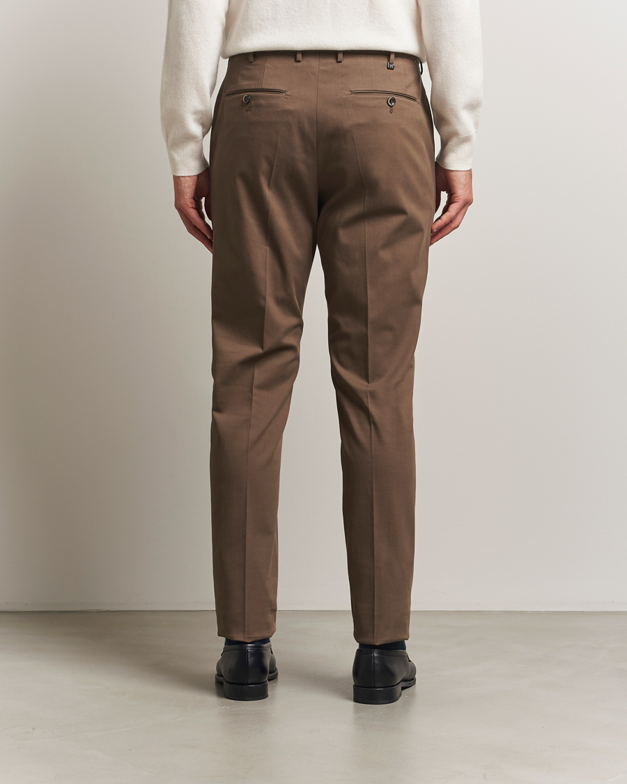 Uomini | Pantaloni | PT01 | Slim Fit Pleated Cotton/Cashmere Trousers Dark Brown