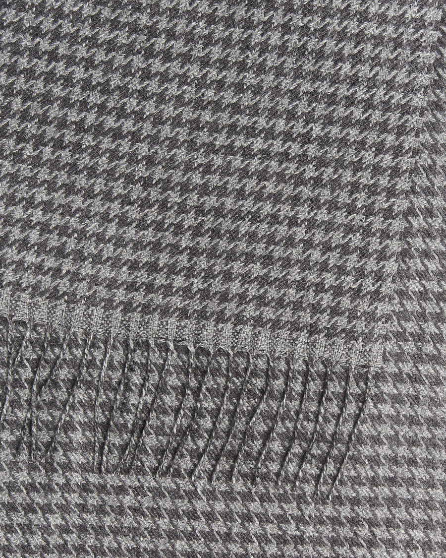 Uomini | Piacenza Cashmere Cashmere/Silk Houndstooth Scarf Light Grey | Piacenza Cashmere | Cashmere/Silk Houndstooth Scarf Light Grey