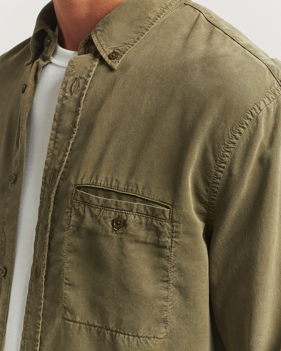 Uomini | Camicie | Filippa K | Zachary Lyocell Shirt Dark Olive