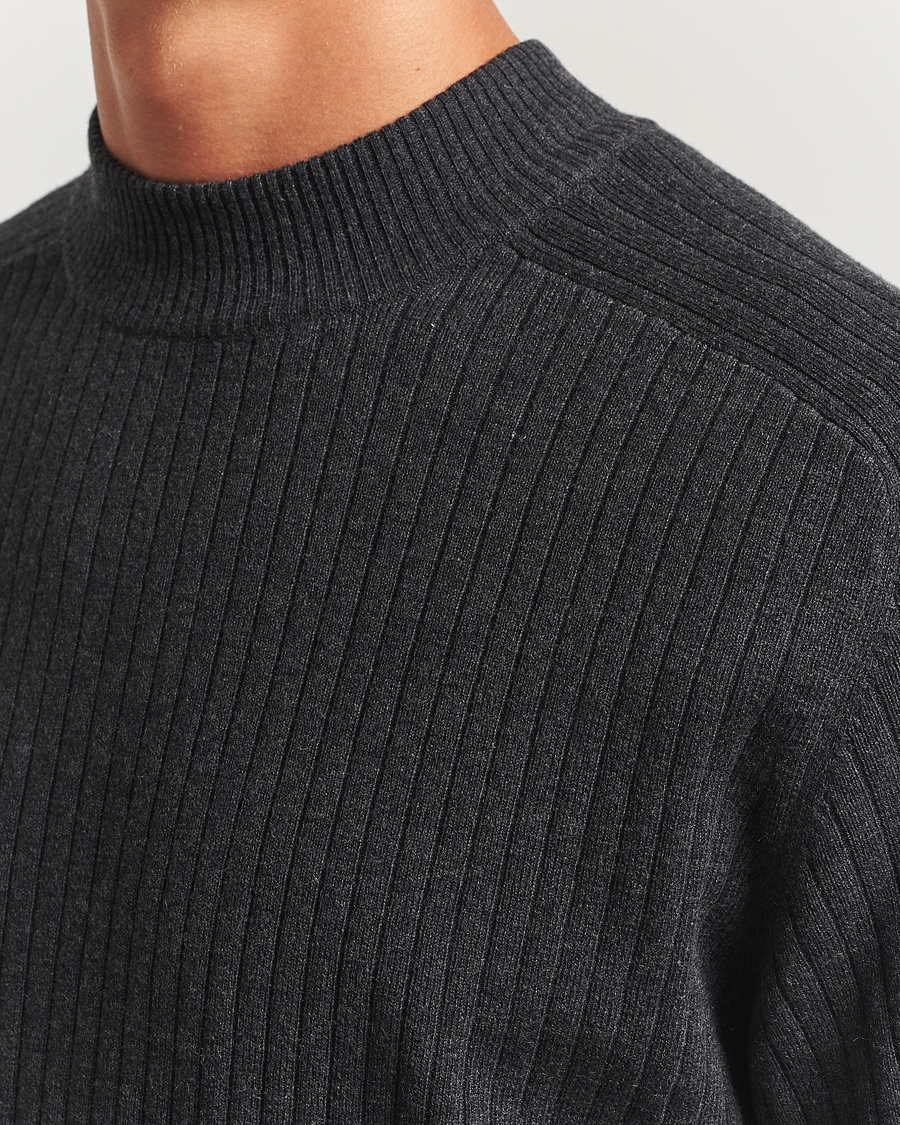 Uomini | Maglieria | Filippa K | Cotton Merino Knitted Mock Neck Sweater Anthracite Melange