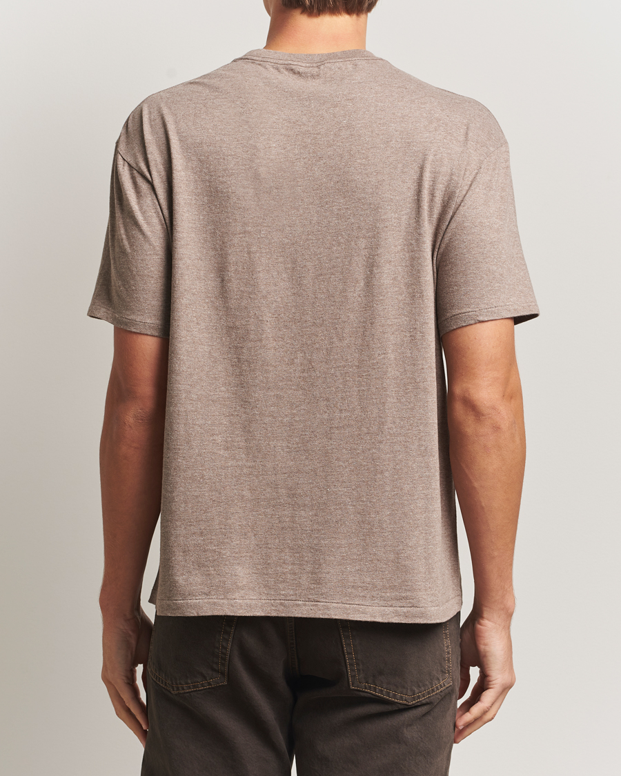 Uomini | T-shirt | Auralee | Seamless Crew Neck T-Shirt Top Brown