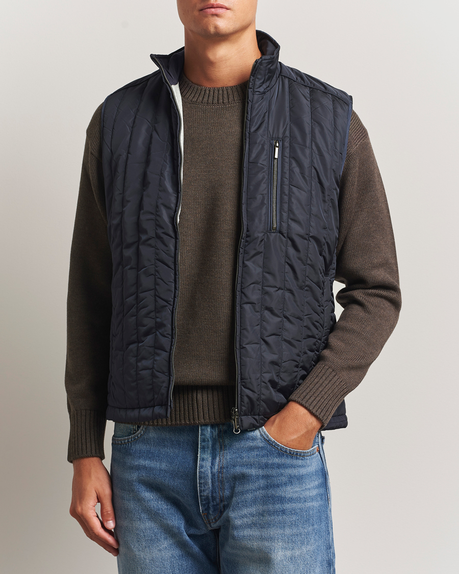 Uomini | Gilet | Stenströms | Nylon Quilted Light Padded Vest Navy