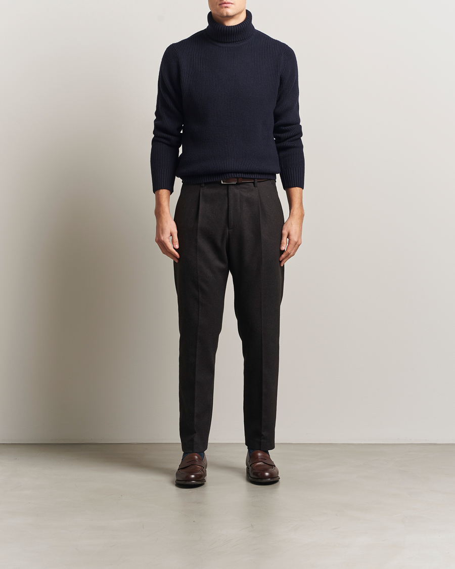 Uomini | Maglieria | Charles Tyrwhitt | Chunky Merino Roll Neck Navy