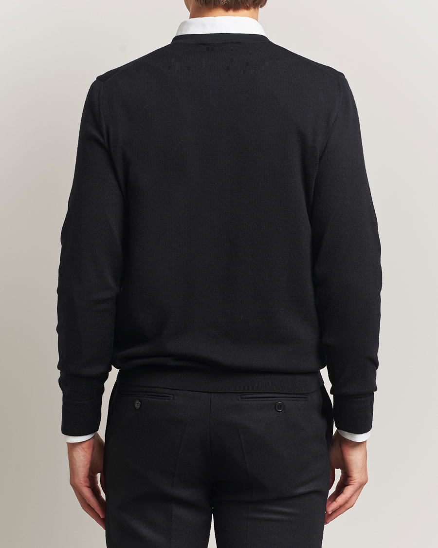 Uomini | Maglieria | Charles Tyrwhitt | Pure Merino V-Neck Jumper Black