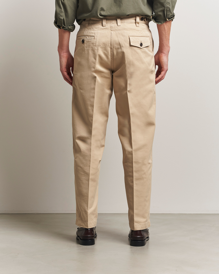 Uomini | Pantaloni | Drake's | Flat Front Peached Cotton Chino Sand