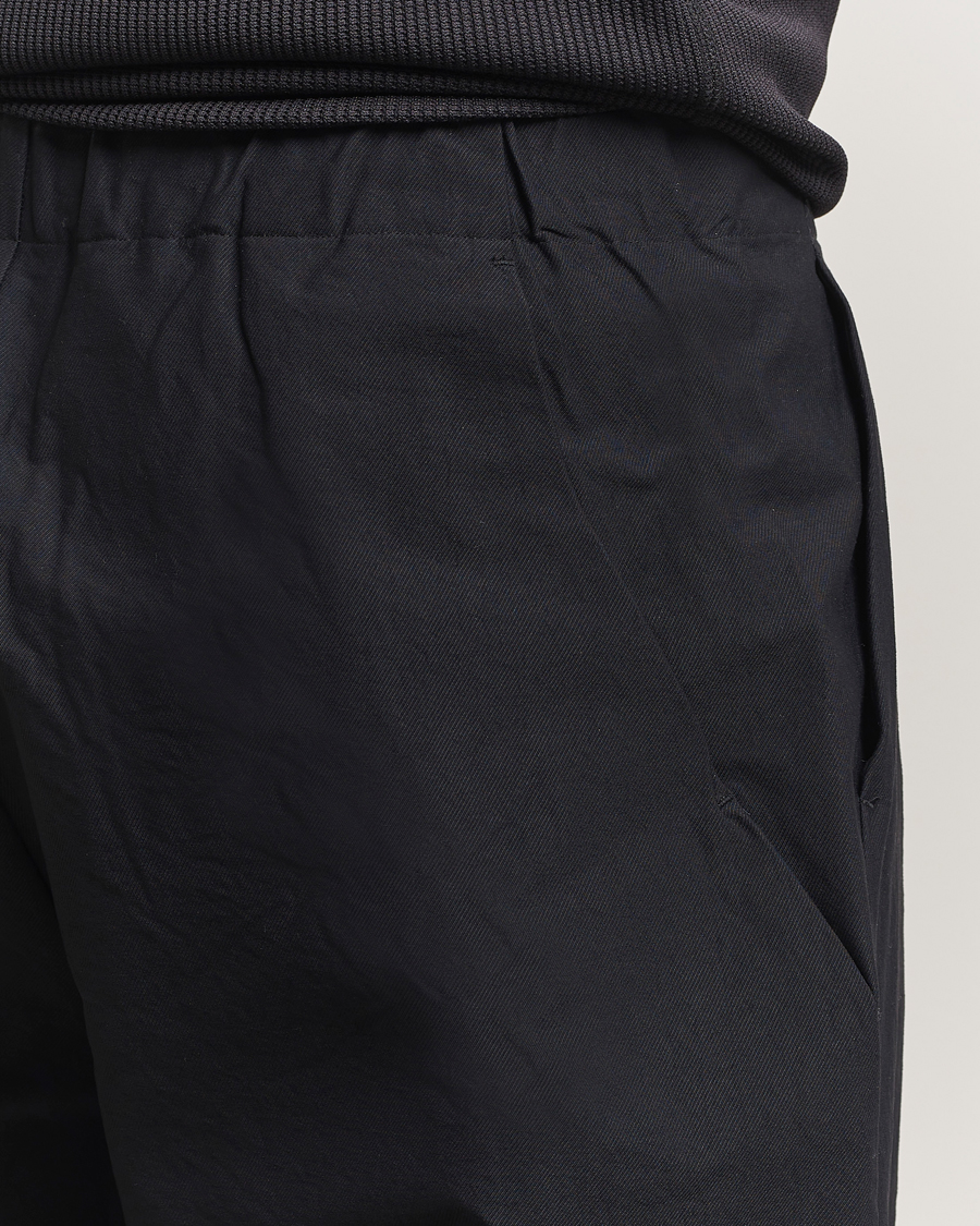 Uomini | Pantaloni | Goldwin | One Tuck Tapered Pants Black