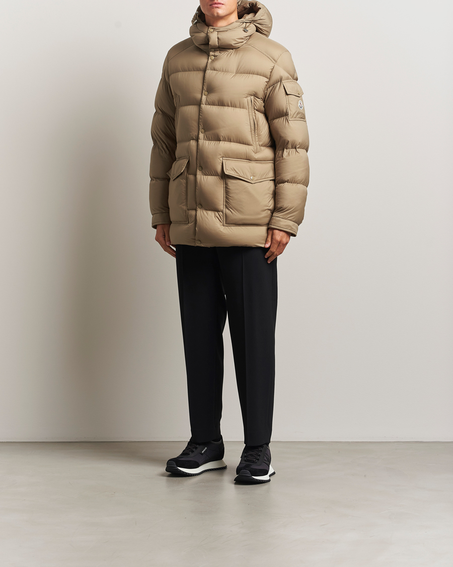 Uomini | Giacche | Moncler | Bretagne Down Parka Beige