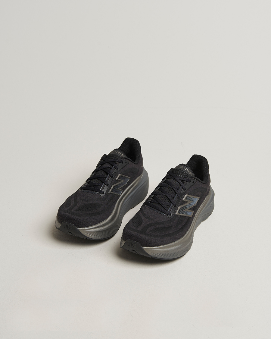 New Balance Running Fresh Foam X More V6 Black su CareOfCarl.it