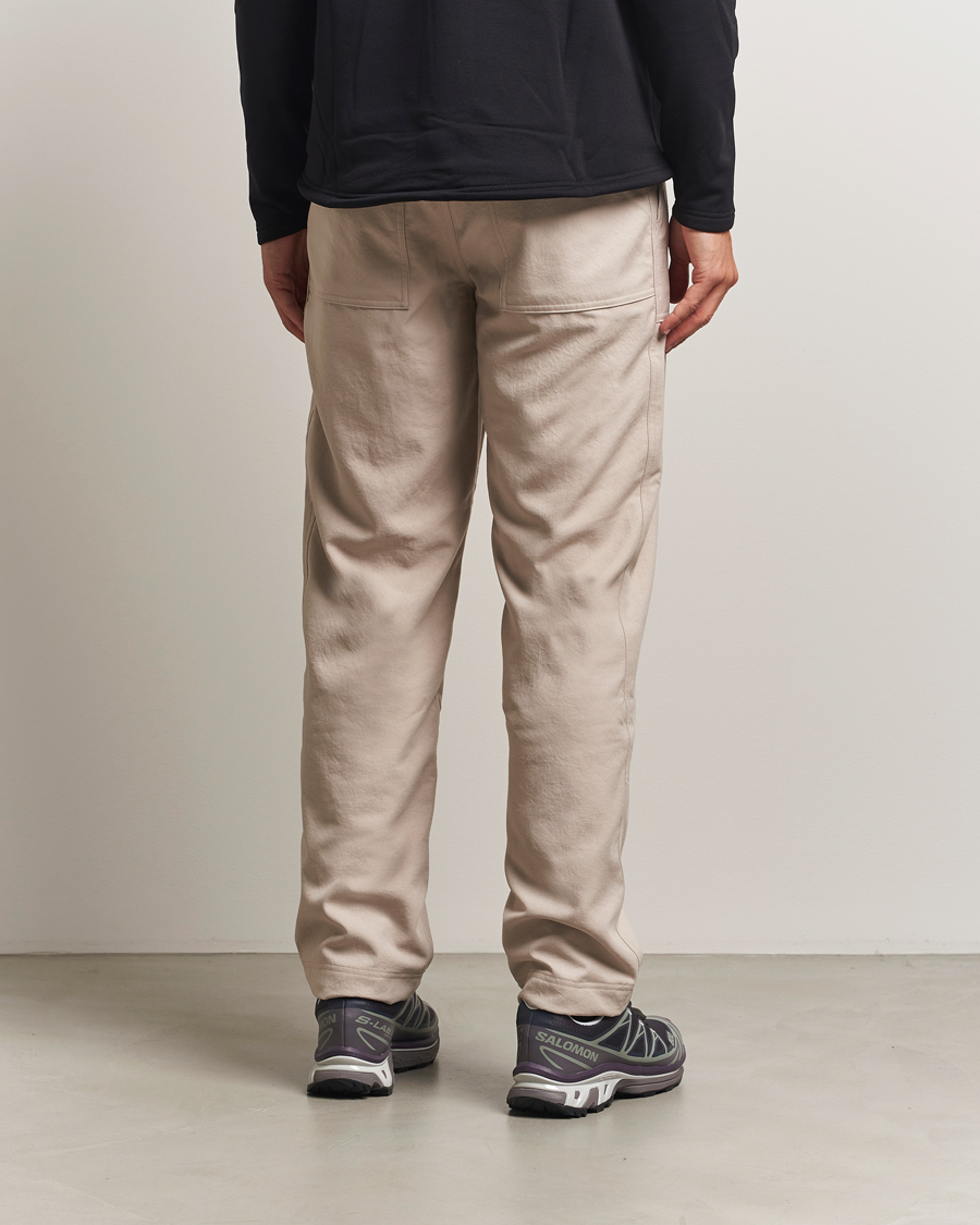 Uomini | Pantaloni | Houdini | Corespun Chore Pants Sandstorm