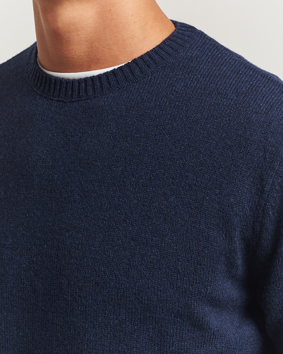 Uomini | Maglieria | Colorful Standard | Classic Merino Wool Crew Neck Marine Blue