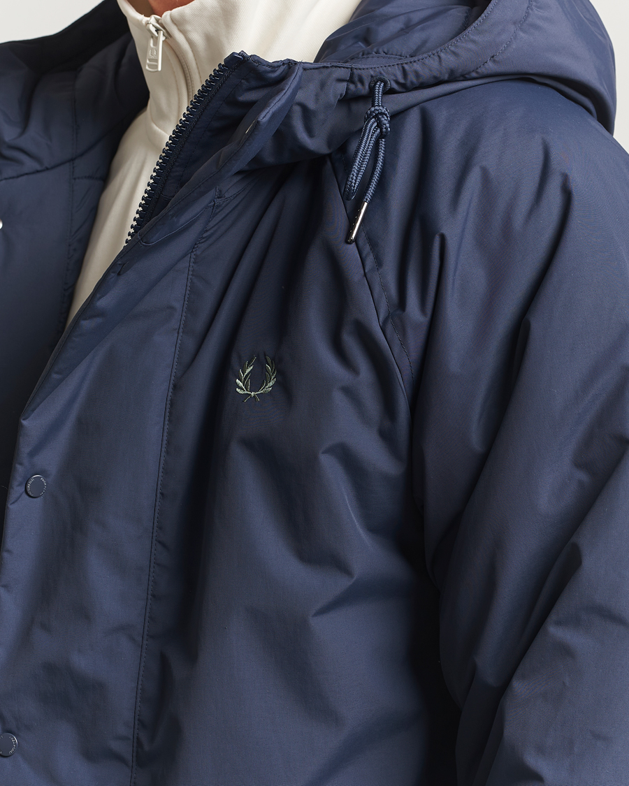 Uomini | Giacche | Fred Perry | Stockport Padded Hooded Jacket Dark Airforce