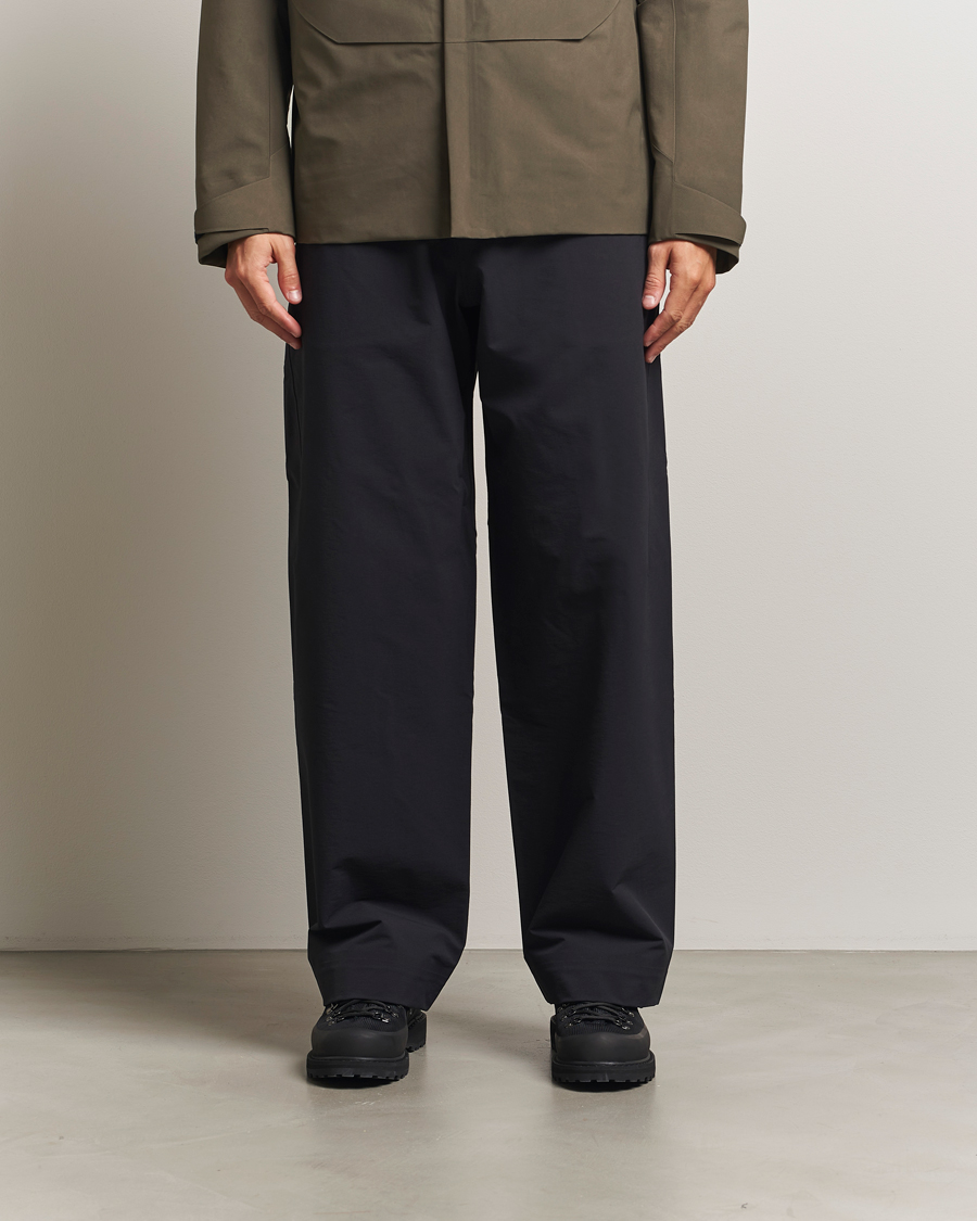 Uomini | Pantaloni | Arc'teryx Veilance | Corbell Softshell Pants Black