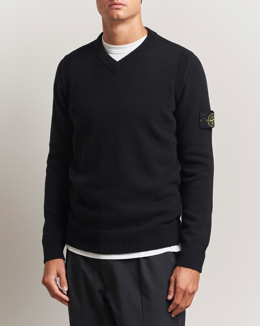 Uomini | Maglieria | Stone Island | Knitted Lambswool V-Neck Black