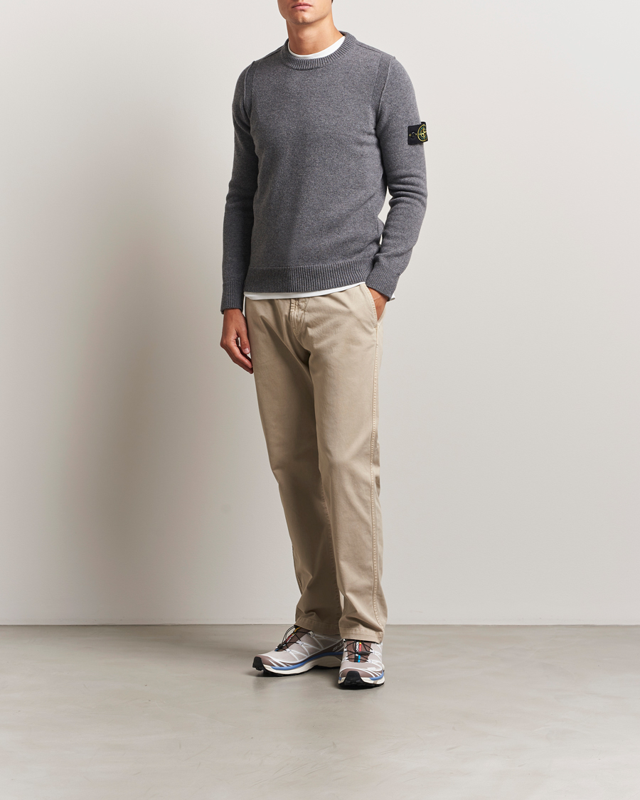 Uomini | Maglieria | Stone Island | Knitted Lambswool Crew Neck Cement Melange