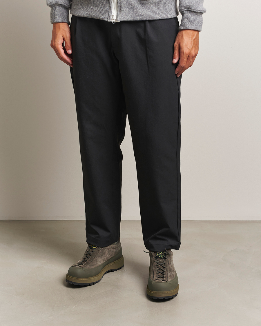 Uomini | Sneakers | Stone Island | Low Top Suede Sneakers Military Green