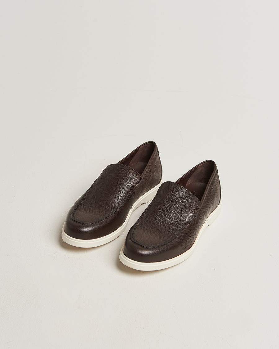 Uomini | Mocassini | Loake 1880 | Tuscany Grained Leather Loafers Dark Brown