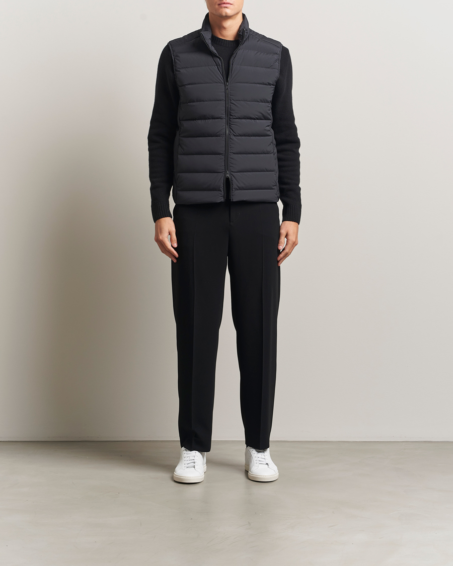 Uomini | Gilet | Scandinavian Edition | Ratio III Down Padded Vest Graphite