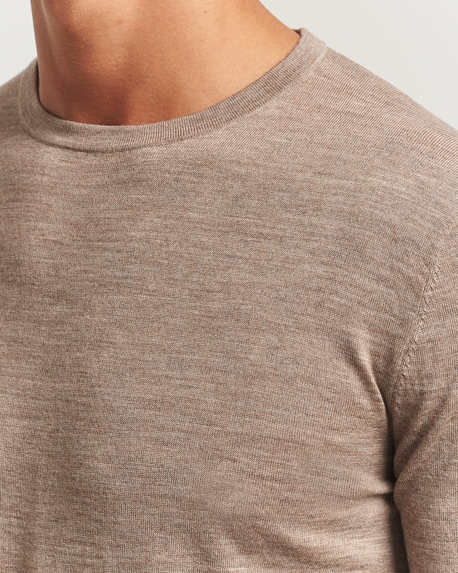 Uomini | Maglieria | Tiger of Sweden | Connor Extra Fine Merino Crew Neck Pullover Beige Melange