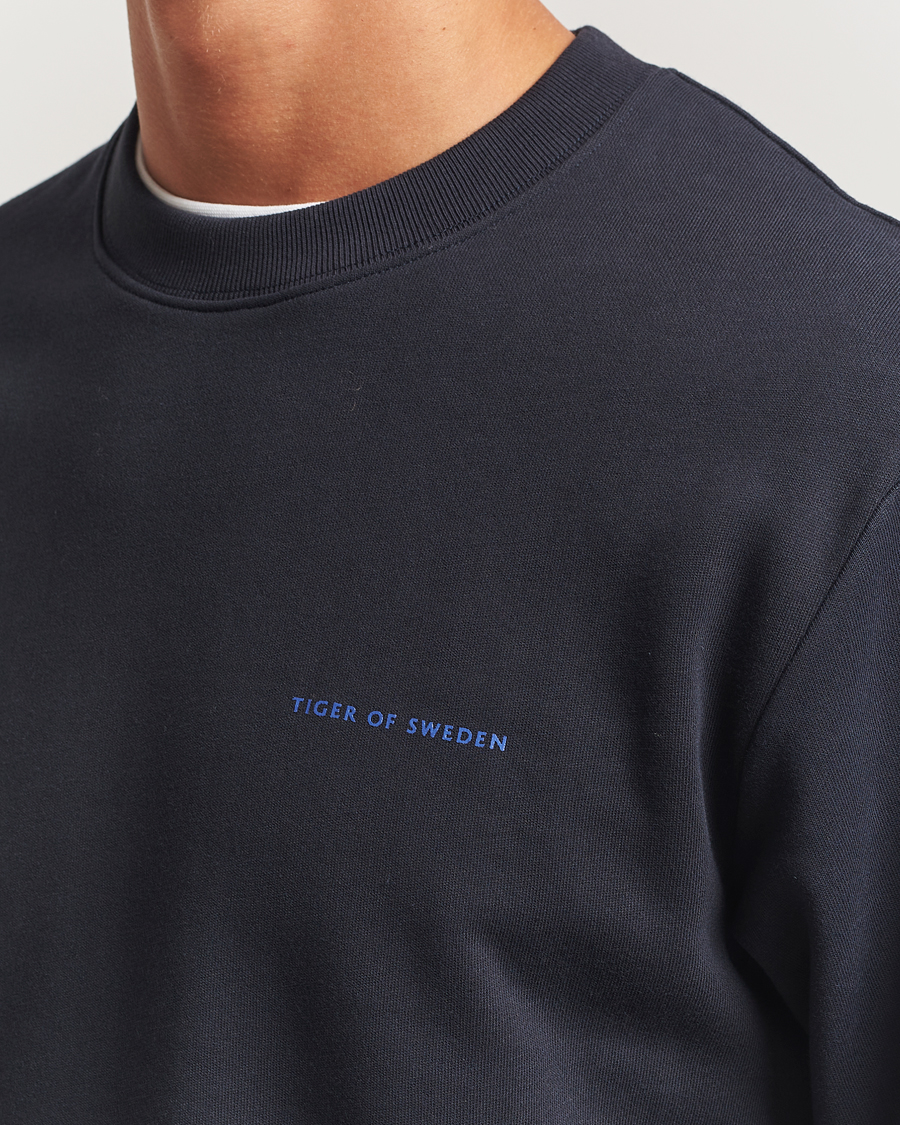 Uomini | Maglieria | Tiger of Sweden | Emerson Crew Neck Sweatshirt Light Ink