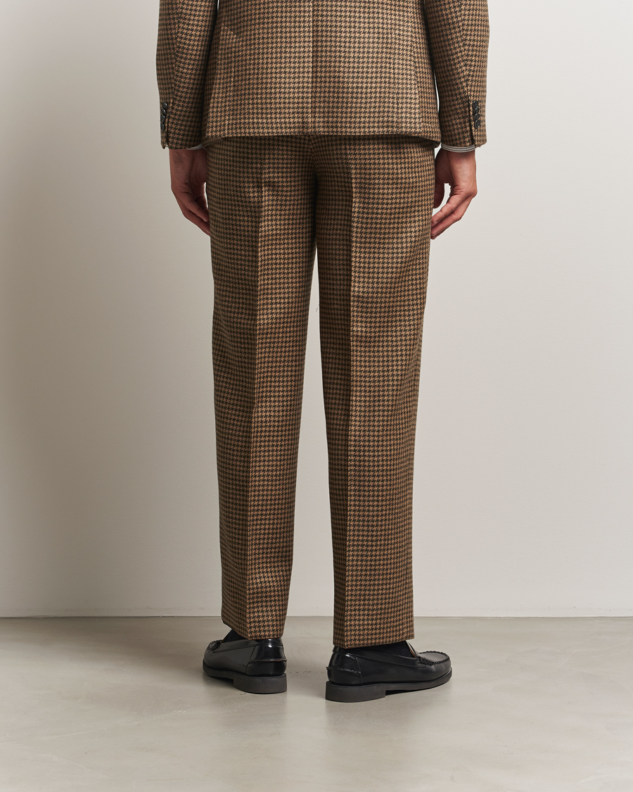 Uomini | Pantaloni | Tiger of Sweden | Todne Swedish Wool Dogtooth Trousers Brown Olive