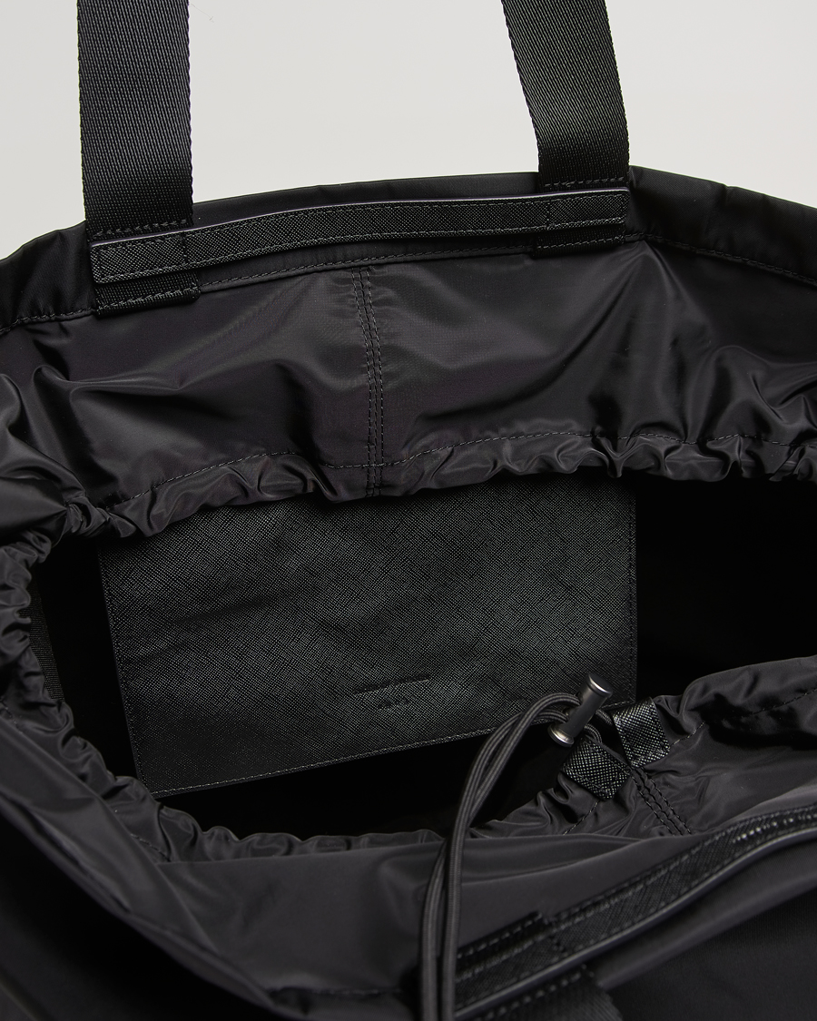 Uomini | Borse | Tiger of Sweden | Pera Nylon Tote Bag Black