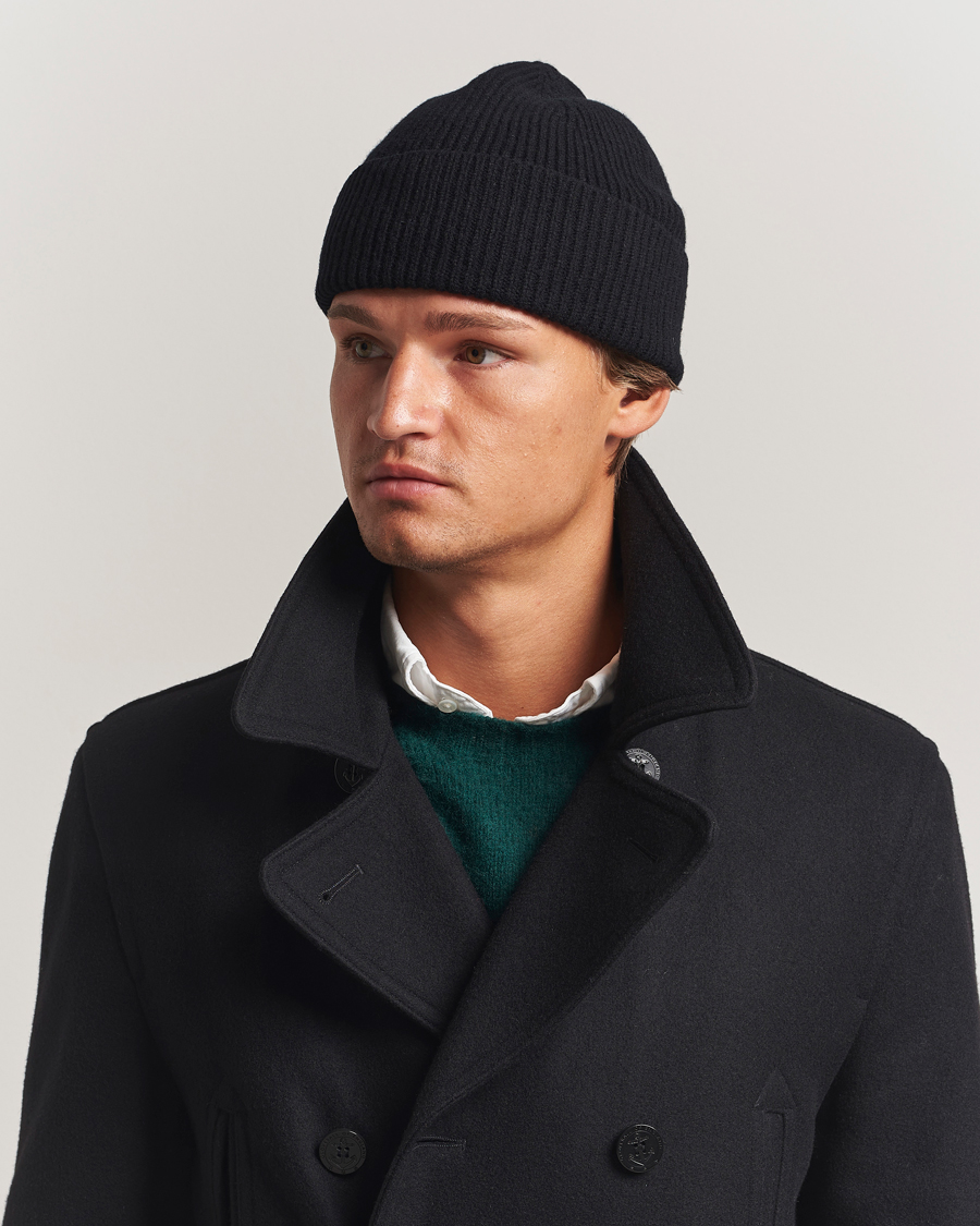 Uomini | Berretti | Robert Mackie | Clyde Lambswool Beanie Black